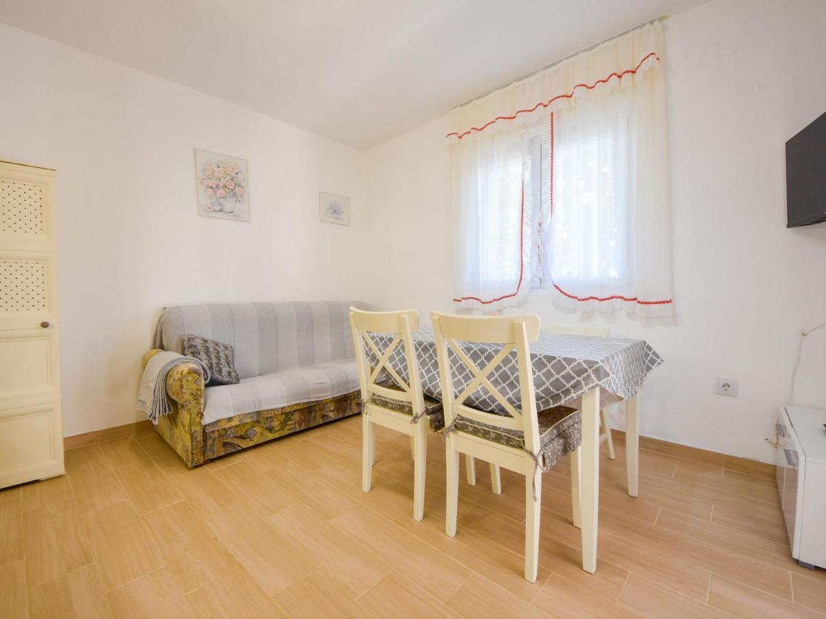 Apartment Vukic-5 By Interhome Starigrad Paklenica Eksteriør billede